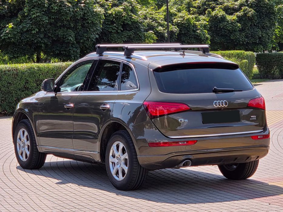 Audi Q5      2015
