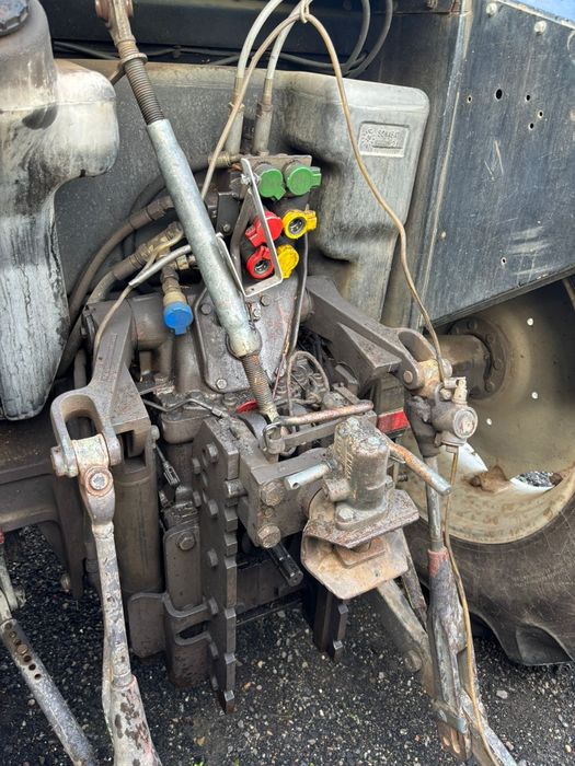 Massey Ferguson MF 3095 ładowacz stoll tur John Deere Fendt Case 3080