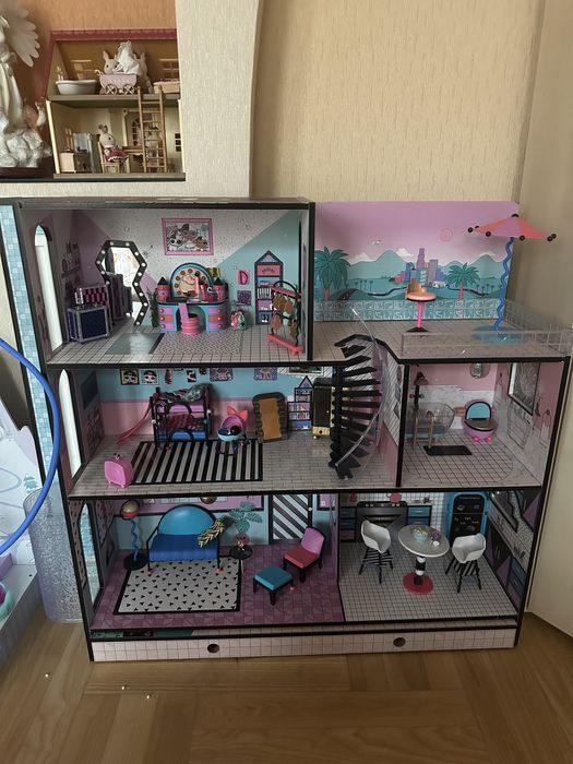 Будинок Лол літній в ідеальному стані з усіма аксесуарами