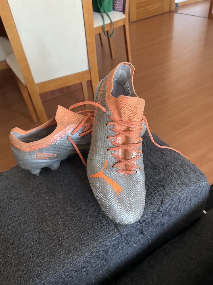 Chuteiras Puma Ultra oficiais SG
