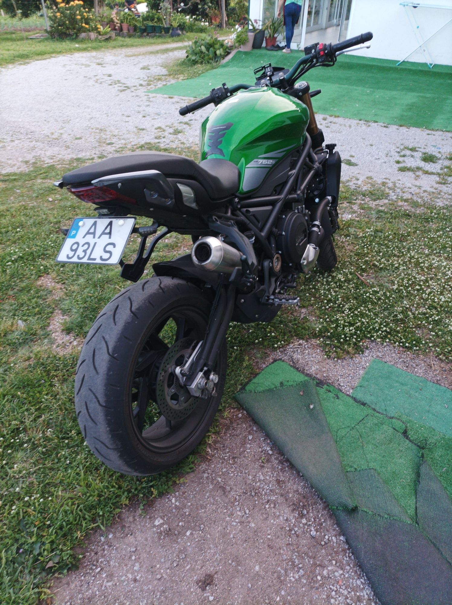 Benelli 752s 2020