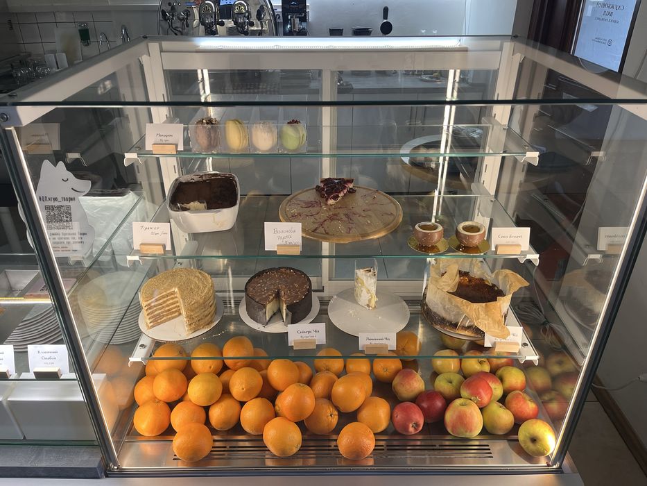 Вітрина холодильна куб