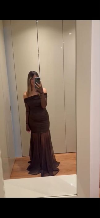 Vestido castanho disponivel nos tamanhos S e M