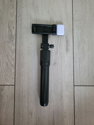 Трипод (тринога для селфі) Selfie Stick bluetooth ЗІ СВІТЛОМ