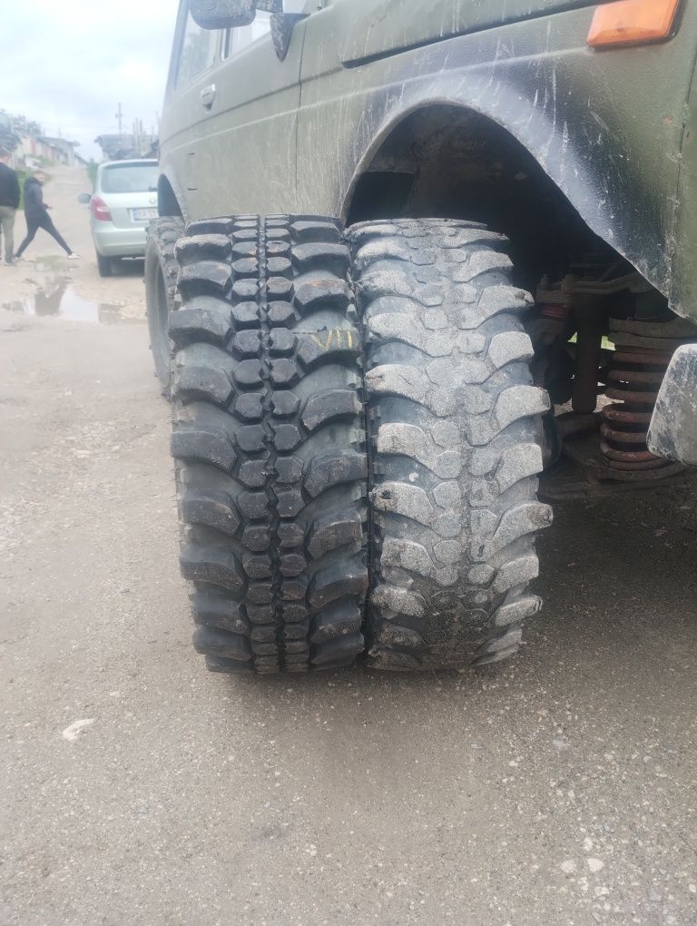 Шини колеса болотяні нові 235/70 r 16 без дисків