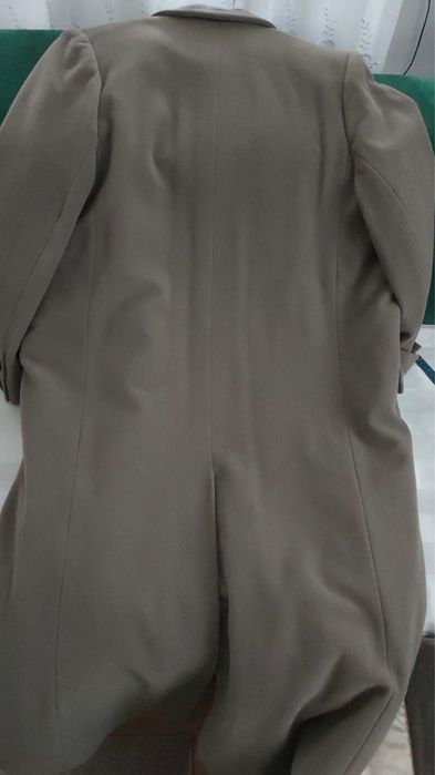 Dlugi plaszcz damski