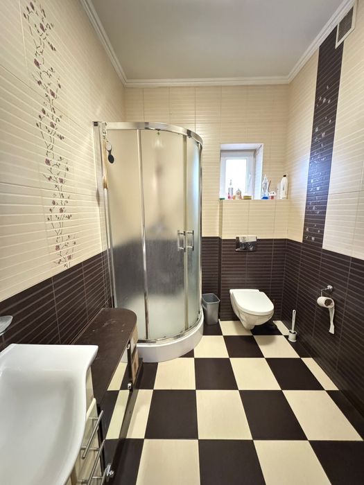 Оренда будинку в с. Басівка ( р-н Грант Резорту) 180 м/кв, 2 пов., 4 к