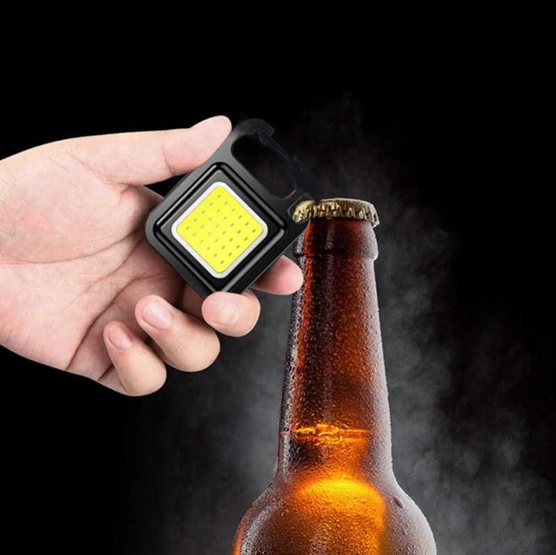 Latarka LED Kieszonkowa 7w1 z Magnesem , Brelokiem