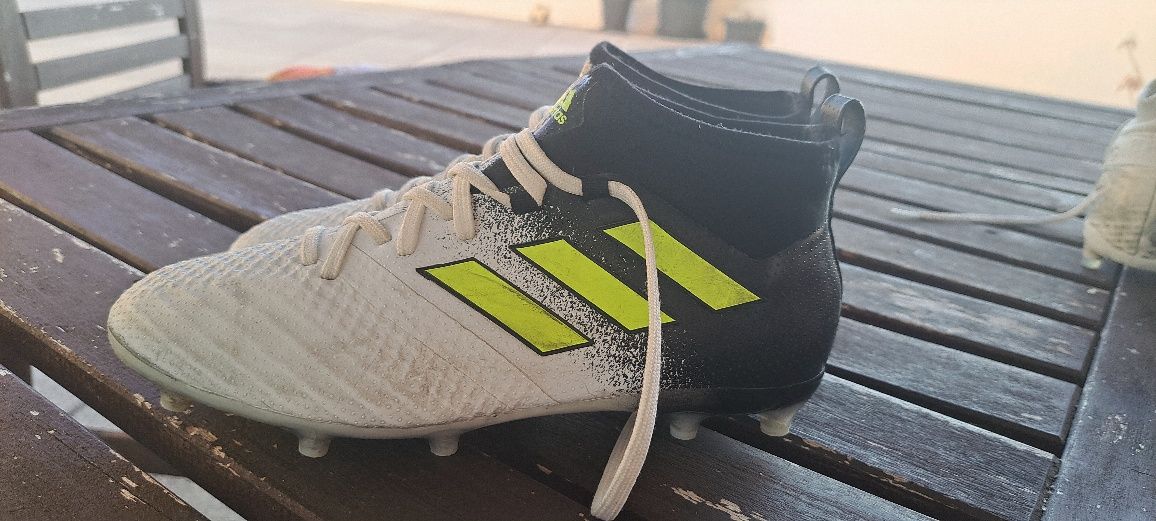 Chuteiras Adidas controlskin