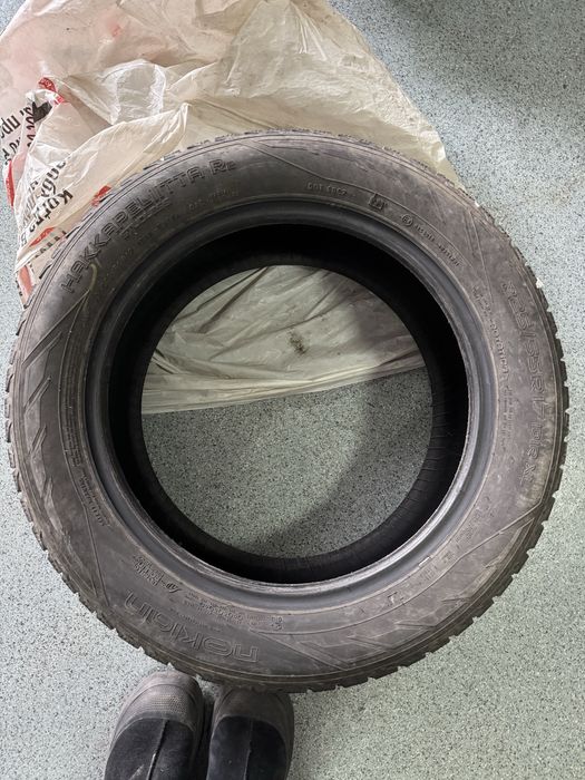 зимову шину Nokian Hakkapeliitta R2 225/55 R17 101R XL.