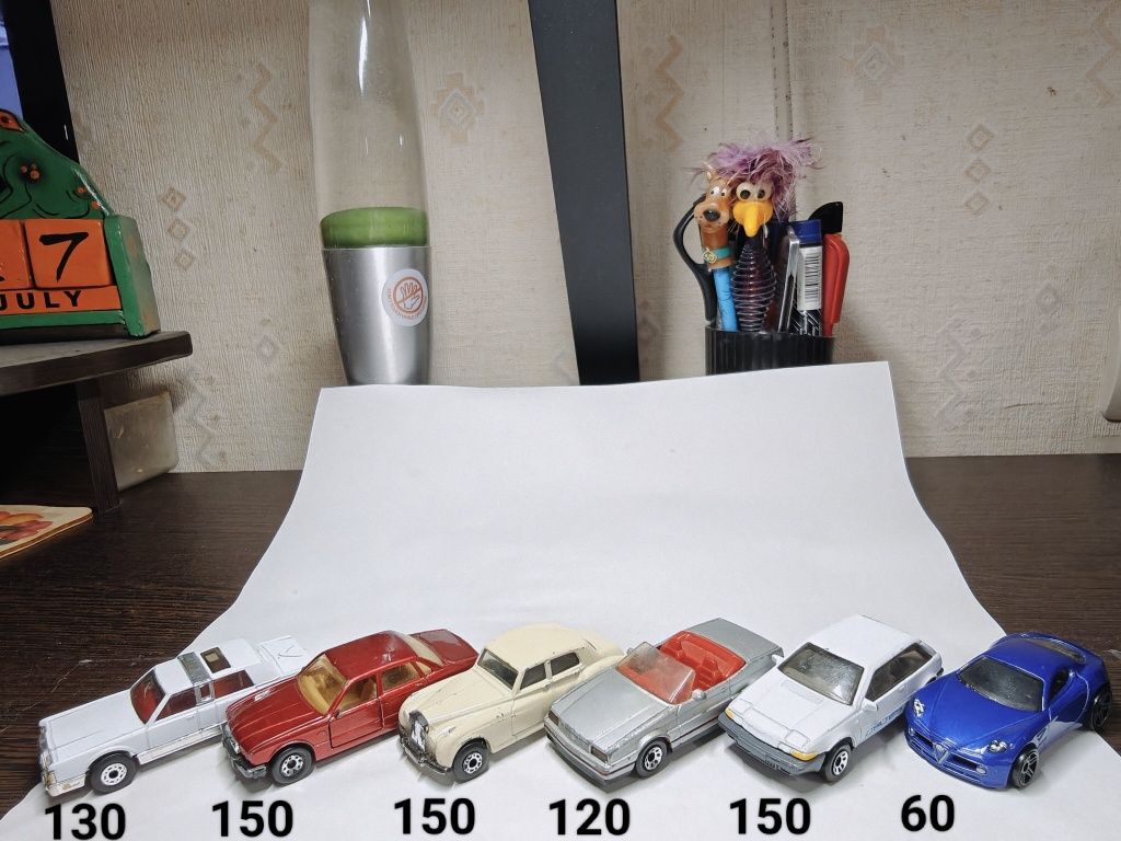 Машинки модели hot wheels matchbox siku