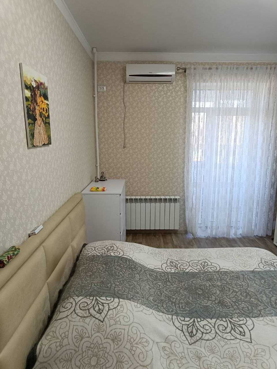 Продам 3к. "сталинку" 103 м.кв. Карачуны,ул.Павленко 11,с рем.меб.тех.