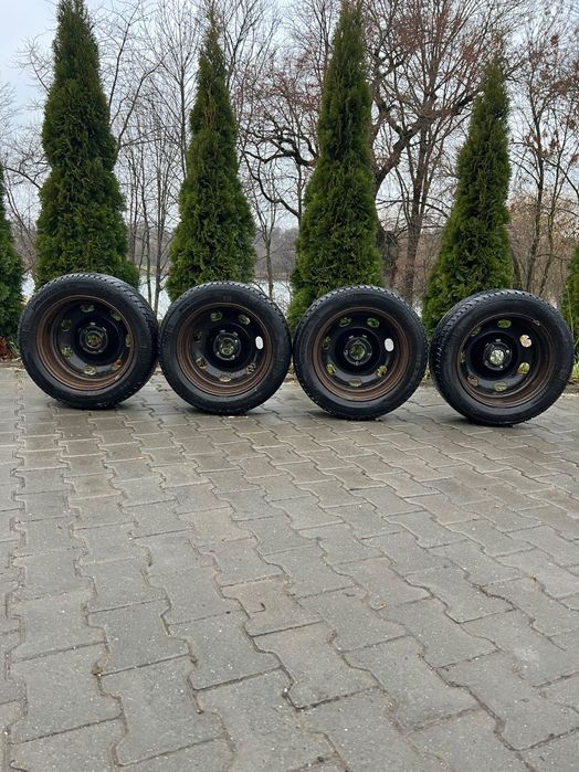 Зимові колеса Nexen 215/55 R16 на сталевих дисках