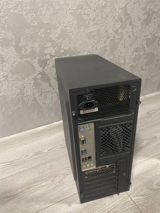 Компʼютер GTX 1050 TI intel Core i7 7700 cpu