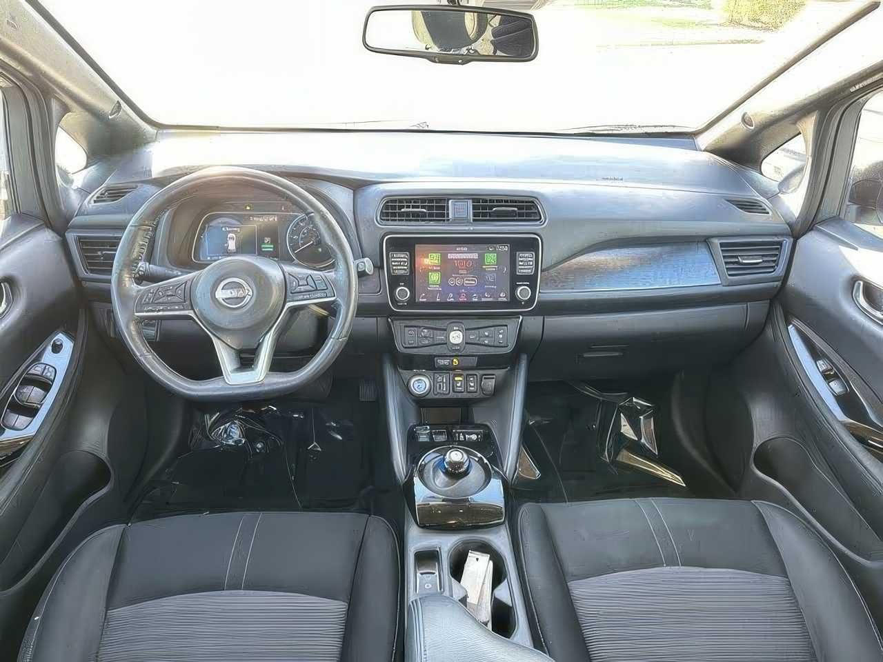 2023 Nissan LEAF SV Plus