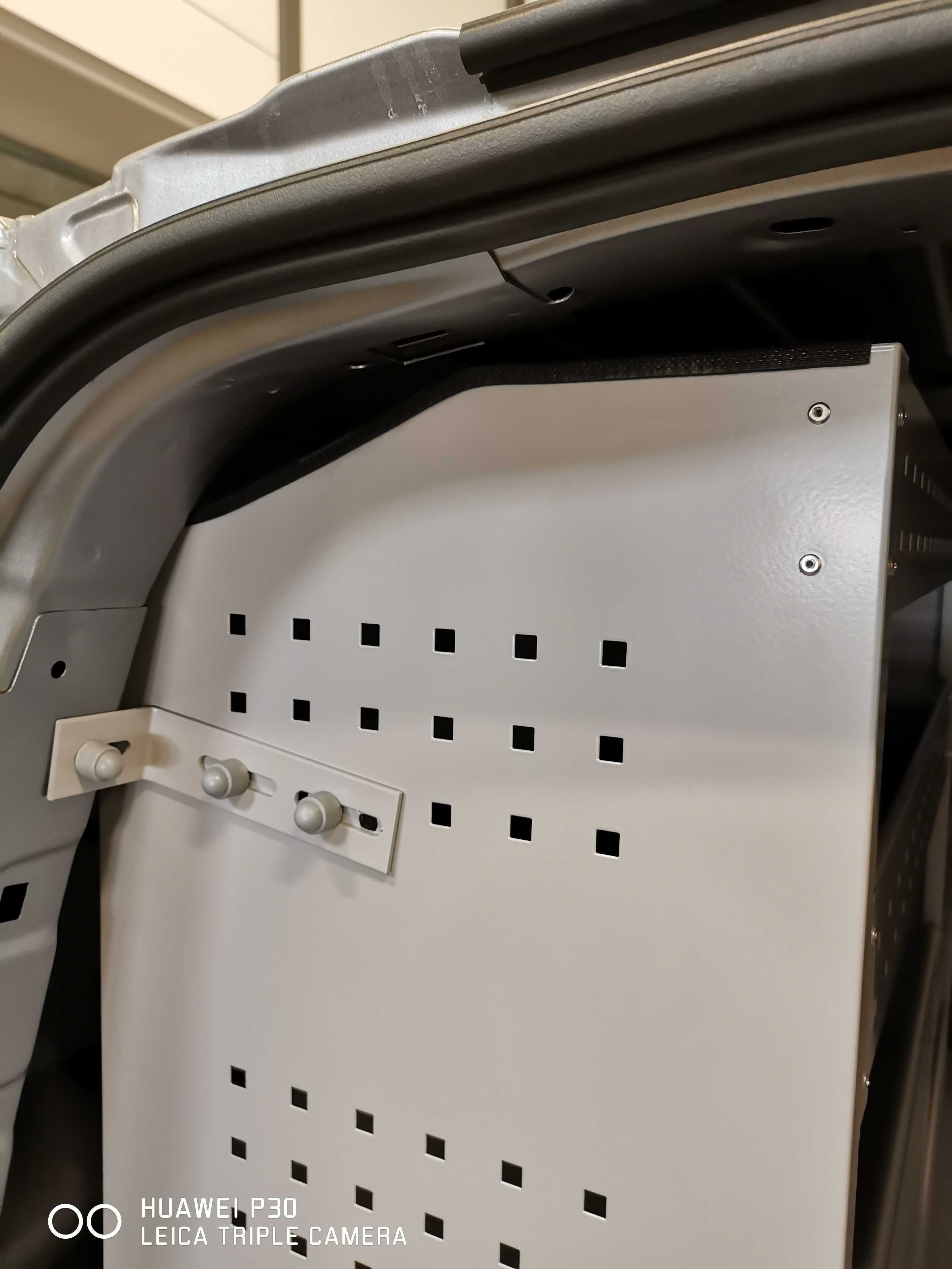 Zabudowa serwisowa regał Mobiltech Toyota Proace City