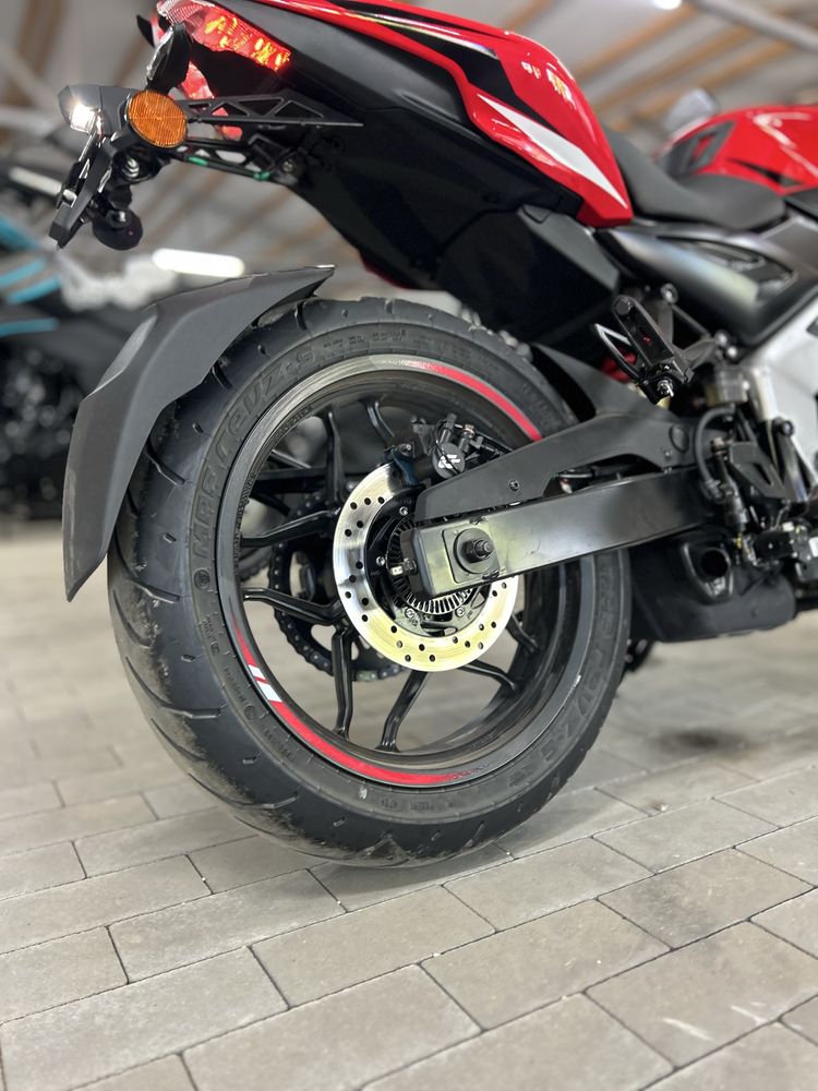 Мотоцикл Bajaj Pulsar NS400, Є весь модельний ряд, Безкоштовна доставк