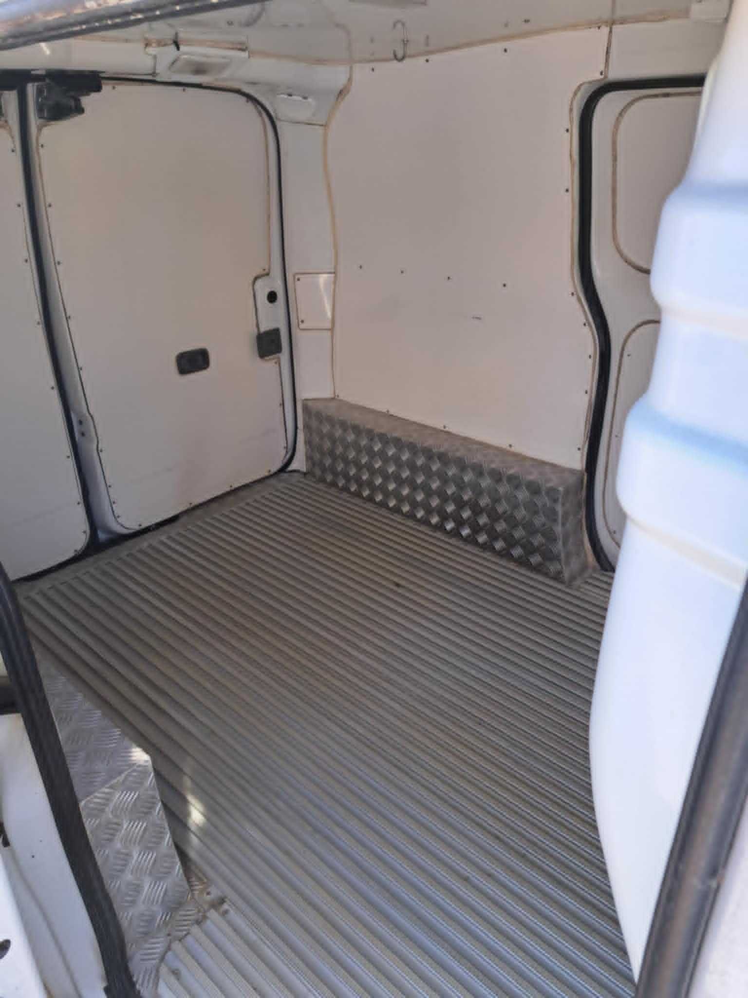 nissan NV200 1.5 dci comercial de 2 lugares