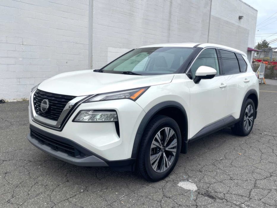 Nissan Rogue      2021