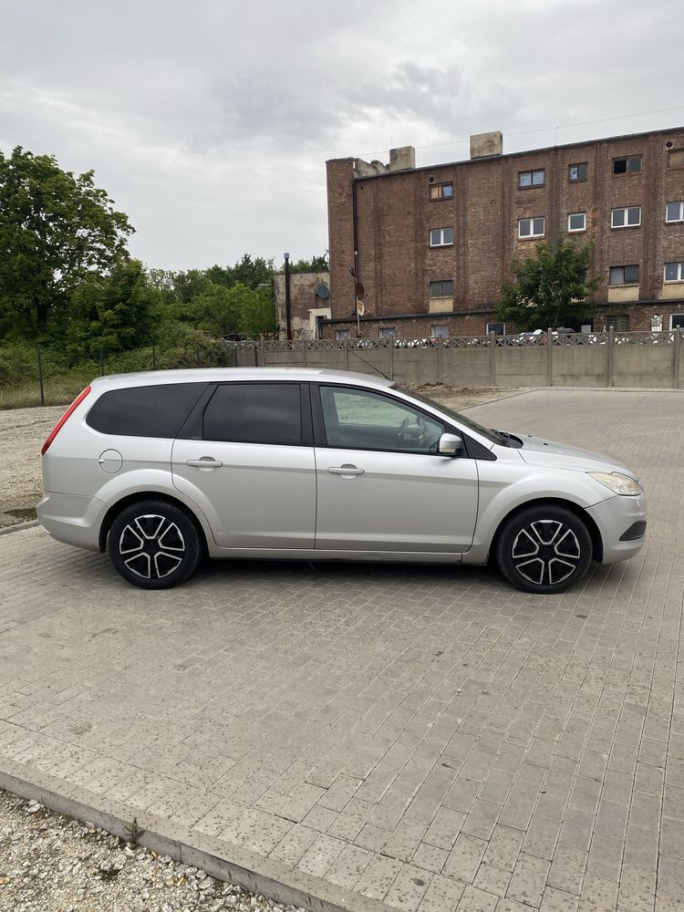 Ford Focus 1.8 TDCI 2010r Klima*Kombi*Lift*Tempomat