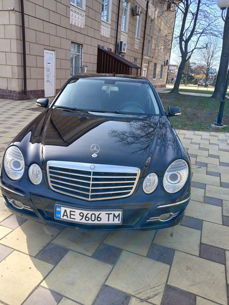 Мерседес w211 2008