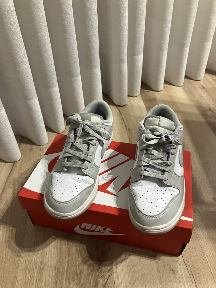 Nike Dunk Low Grey