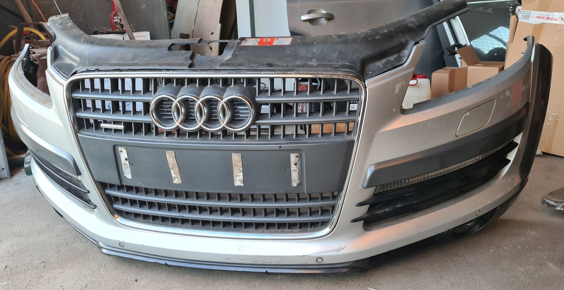 ZDERZAK przedni +grill przód xenon AUDI Q7 4L 2007r Offroad Cross LY7W