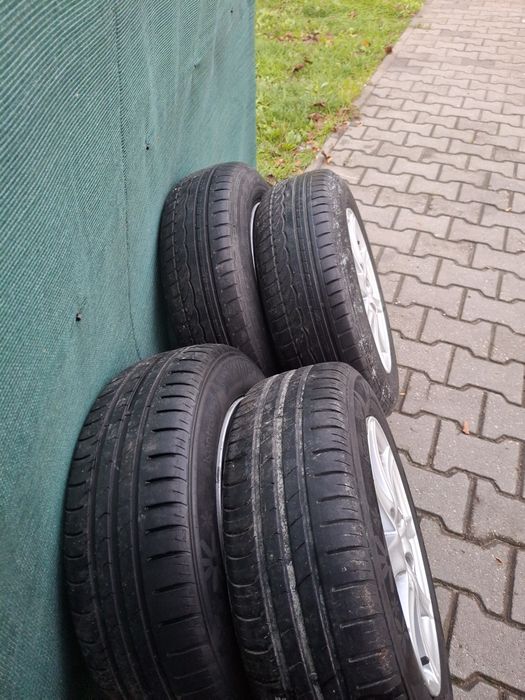 Alufelgi 4x114,3 r14 proste opony Lato