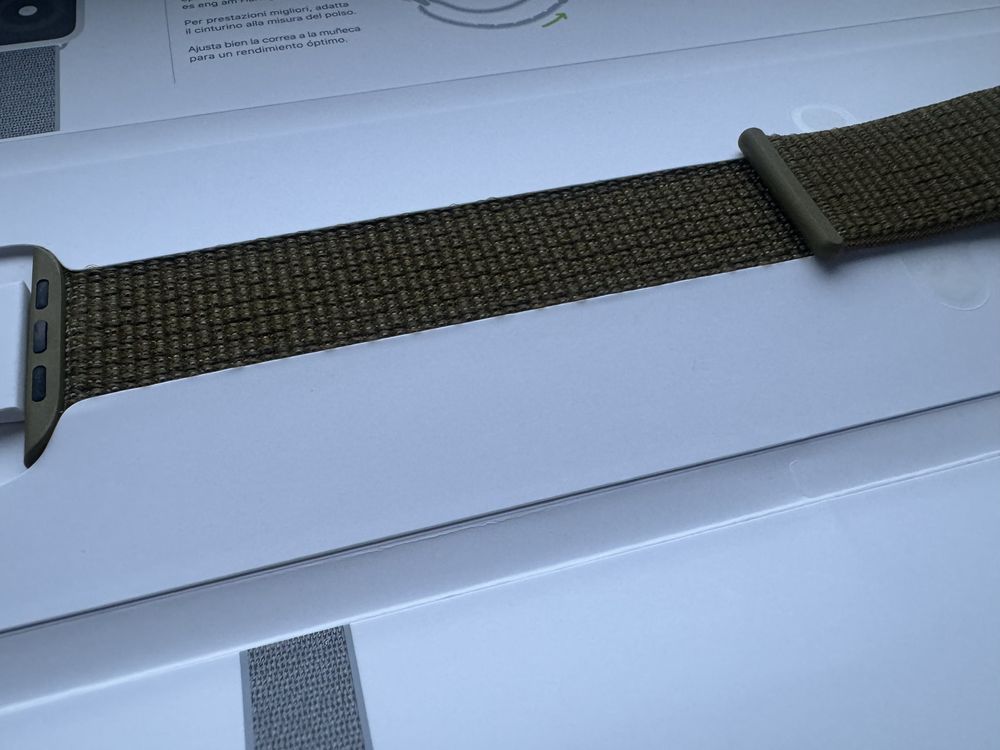 Ремешок Apple Watch Sport Loop Nike Olive Flak 44-45-49 mm