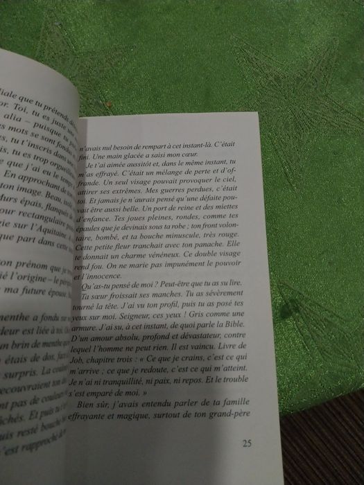 Le roi disait que j' était diable. Portes incluídos