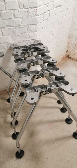 Vitra, nogi do stołu, koziołki do biurka, aluminium, design