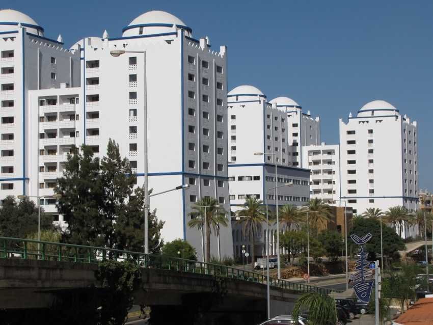 Alugo para férias apartamento T2 na praia da rocha, Portimão