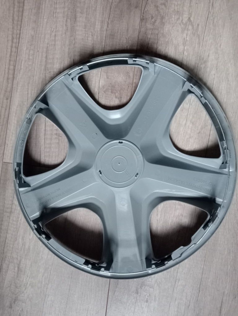 Ковпаки на колеса NISSAN R15