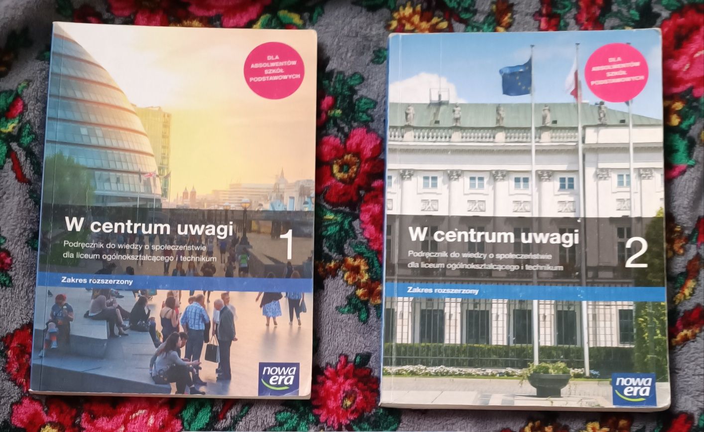 Podręczniki w centrum uwagi 1,2 zakres rozszerzony