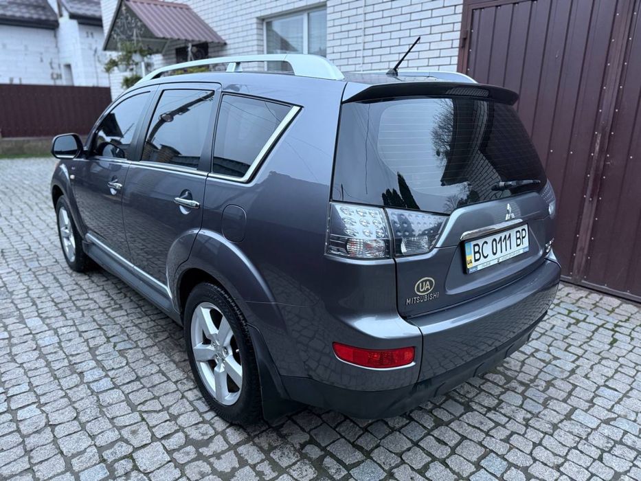 Mitsubishi outlander XL 2009 рік 1 власник