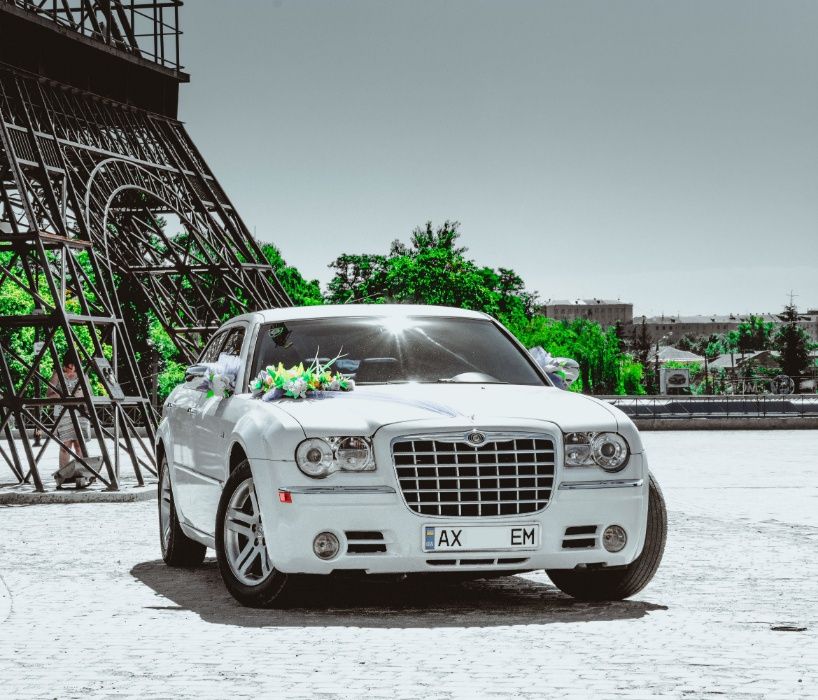Аренда авто на Свадьбу HUMMER H3, Chrysler 300c (не Bentley)