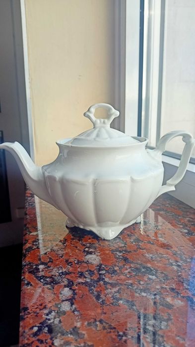 Dzbanek herbaciany fason Maria Teresa Carl Tielsch Wałbrzych 1946-50