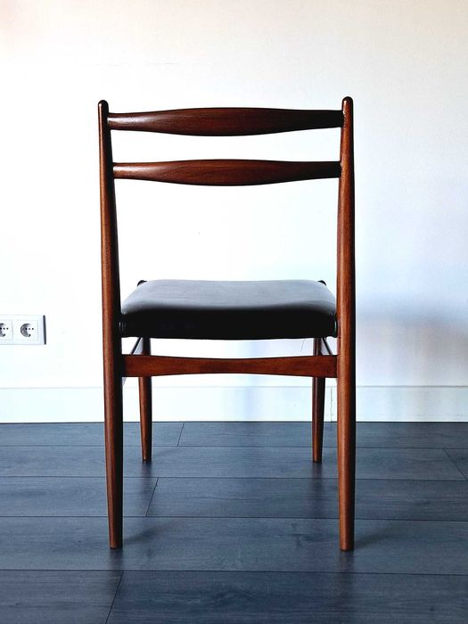 Cadeira Vintage Design Dinamarquês Mid-Century 60s. Vintage chair