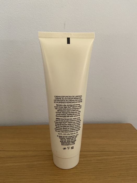 MAC  Kremowa emulsja oczyszczająca, 125 ml nowa