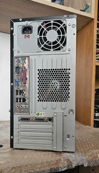 retro komputer Athlon64 X2 5600+ 8600Gt