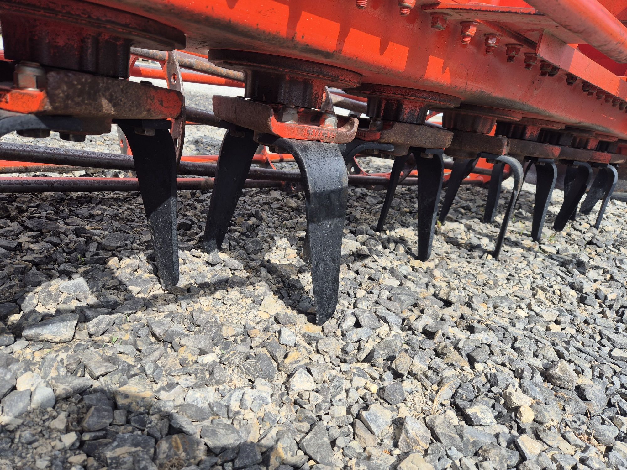 Kuhn HRB 252 brona wirowa , uprawowo siewny 2.5m rabe maschio
