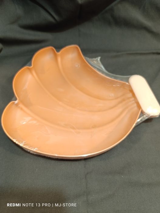 Talerz na przekąski w kształcie kisci bananów