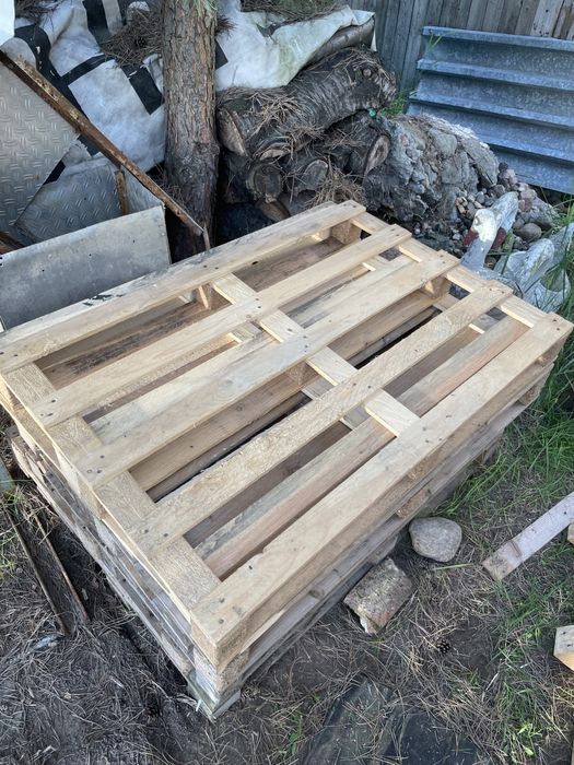 Palety 120x80 do wysyłki Paleta przemysłowa jednorazowa