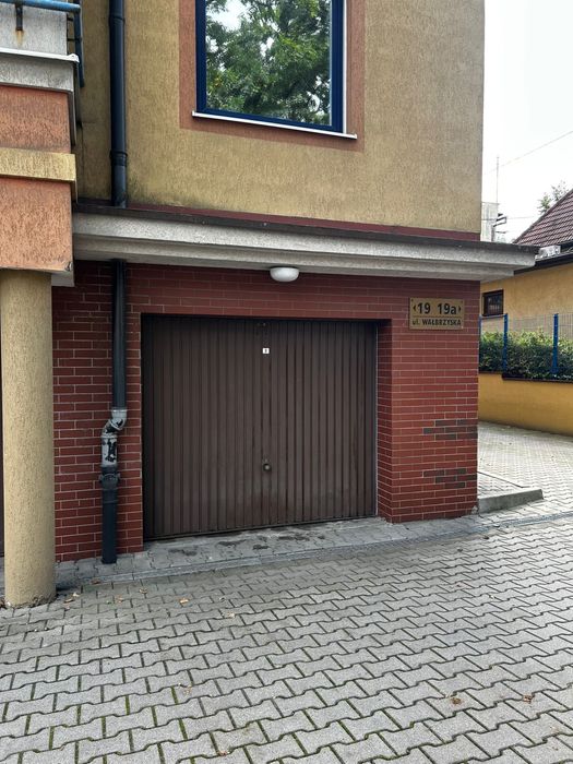 Wynajmę garaż – ul. Wałbrzyska 19, Wrocław (Klecina)