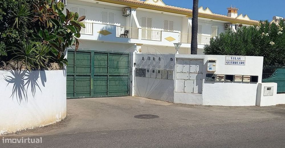 Moradia T4 para arrendamento