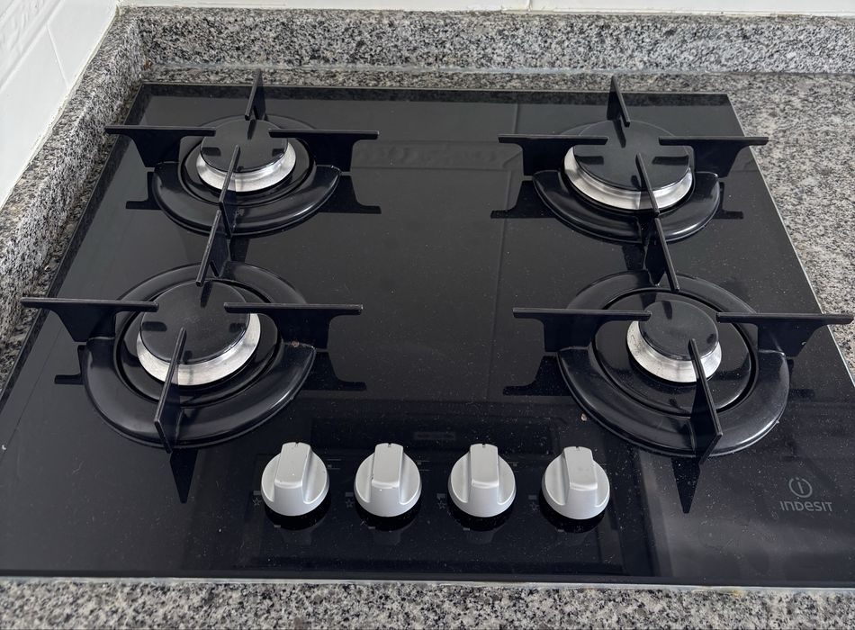 Placa de Fogão de Encastrar Gás Natural Indesit