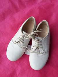 Sapatos menina, marca Knot, tamanho 26