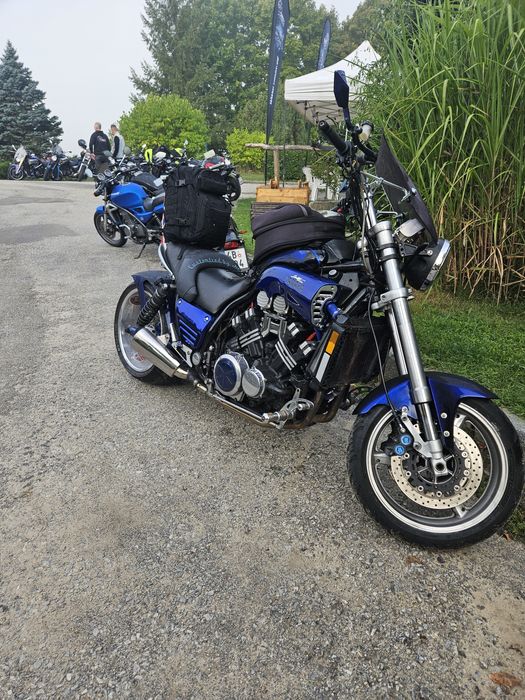 Yamaha v max 1200 custom