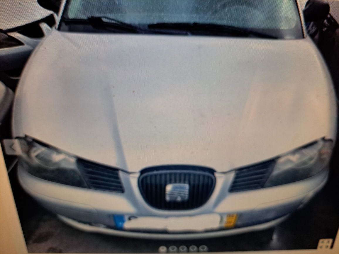Seat Ibiza 6L chapeleira para os Anos de 2002/2003/2004/2005/06/07/08