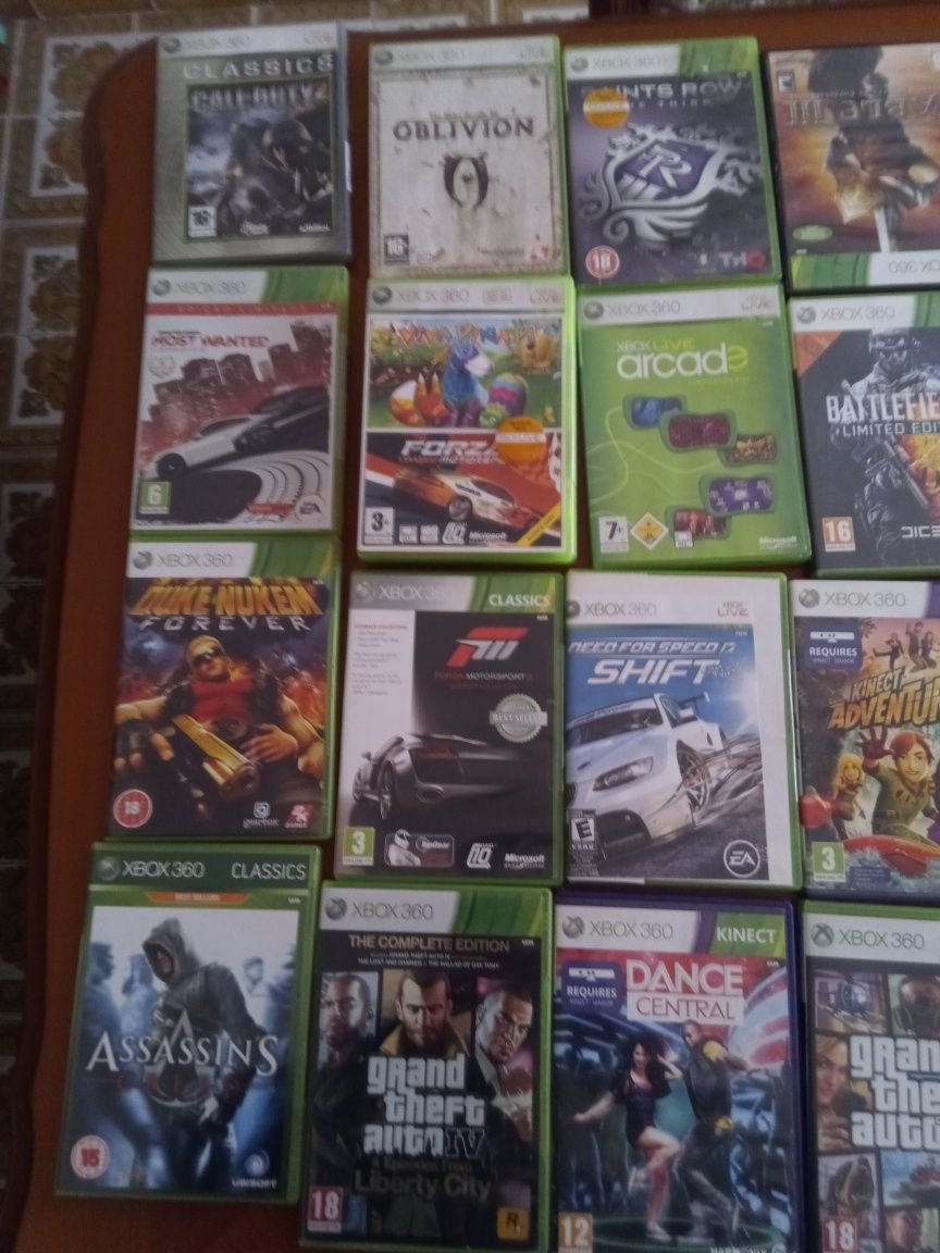 Xbox 360, Band hero, Kinect,  mais de 60 jogos